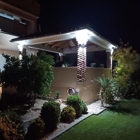 Apartments Luka Rab Town Ngoại thất bức ảnh