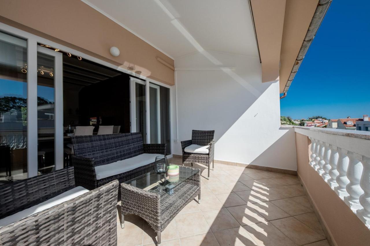 Apartments Luka Rab Town Ngoại thất bức ảnh