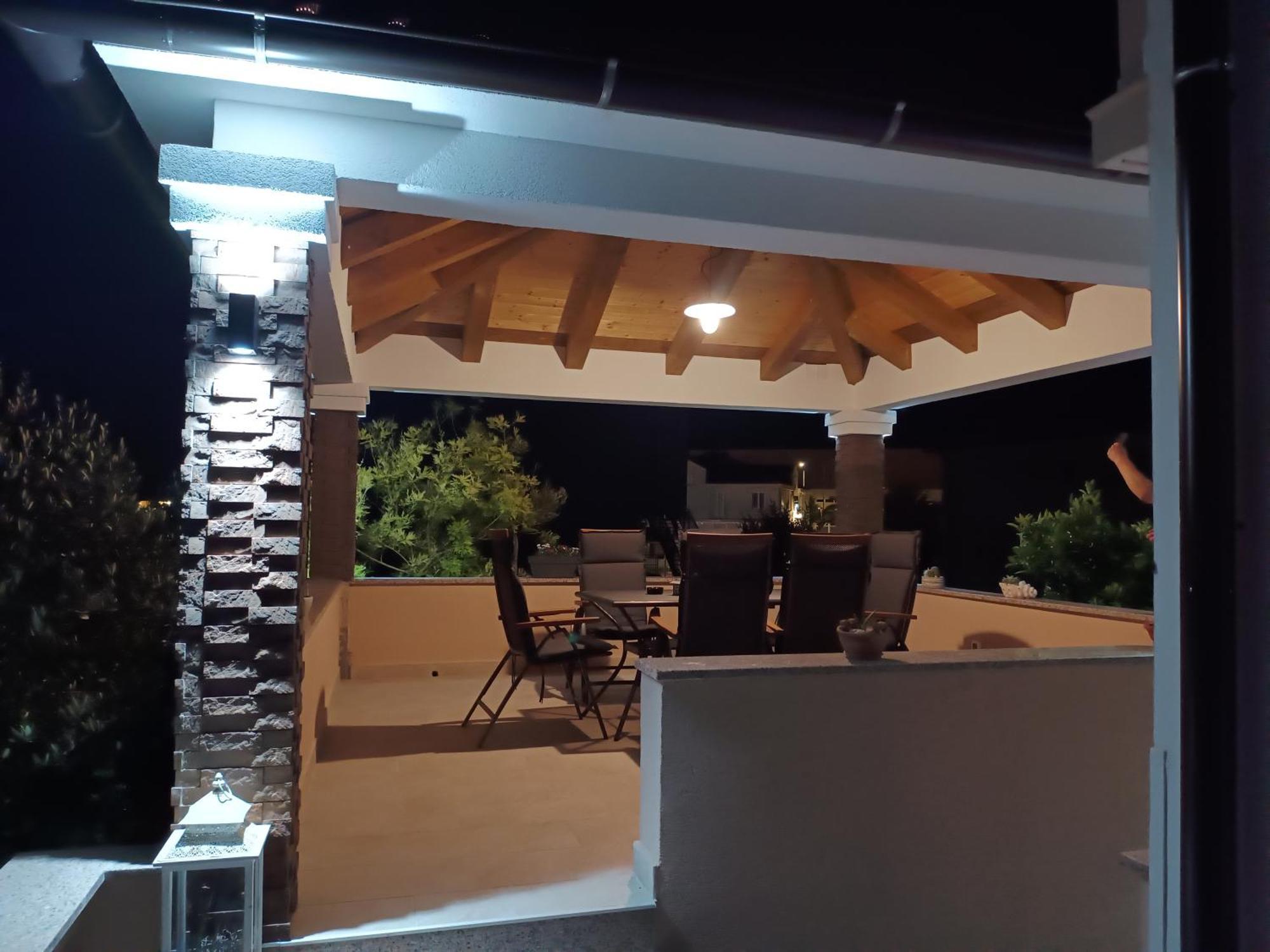 Apartments Luka Rab Town Ngoại thất bức ảnh